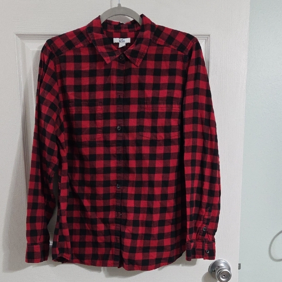 croft & barrow Tops - Croft & Barrow Red and Black Plaid Button Down Shirt